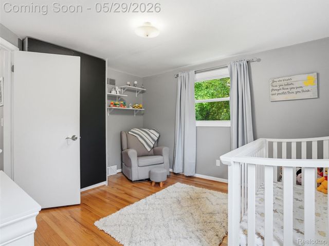 3324 Hartslock Woods Drive, West Bloomfield Charter Township, MI 48322