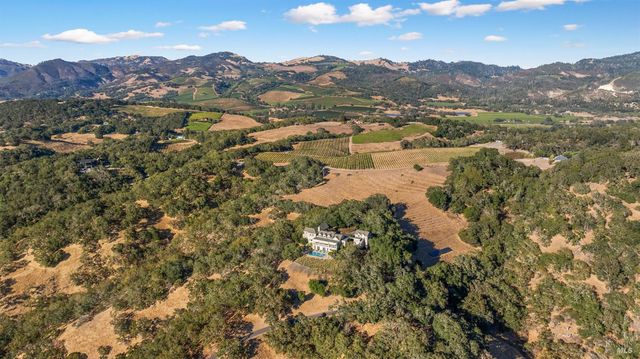 2220 Warm Springs Rd, Glen Ellen, CA 95442