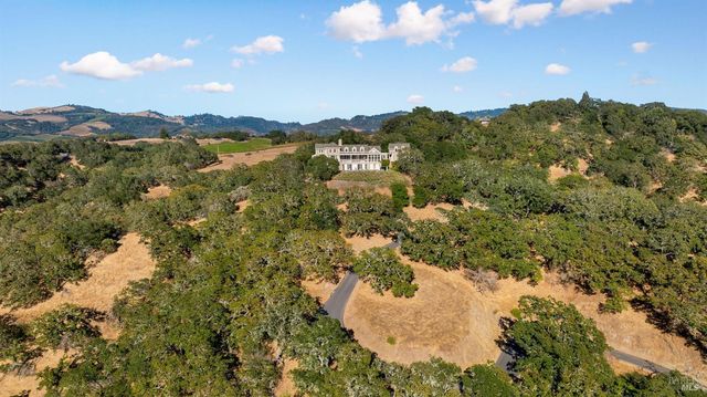 2220 Warm Springs Rd, Glen Ellen, CA 95442