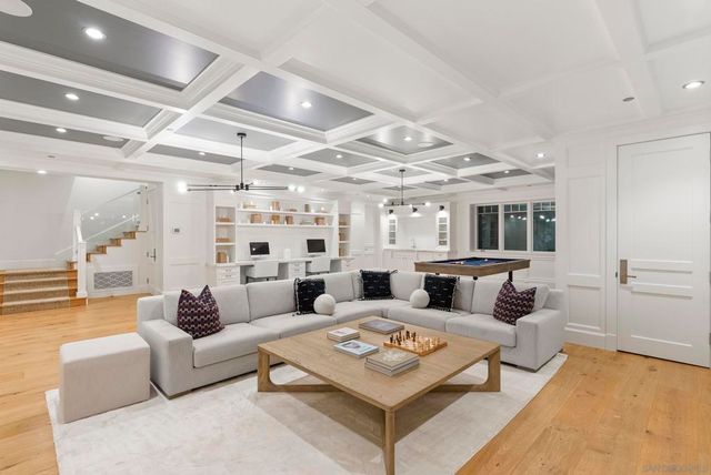 2026 Seaview Avenue, Del Mar, CA 92014