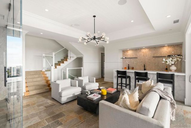 2026 Seaview Avenue, Del Mar, CA 92014