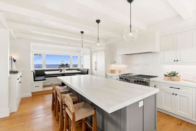 2026 Seaview Avenue, Del Mar, CA 92014