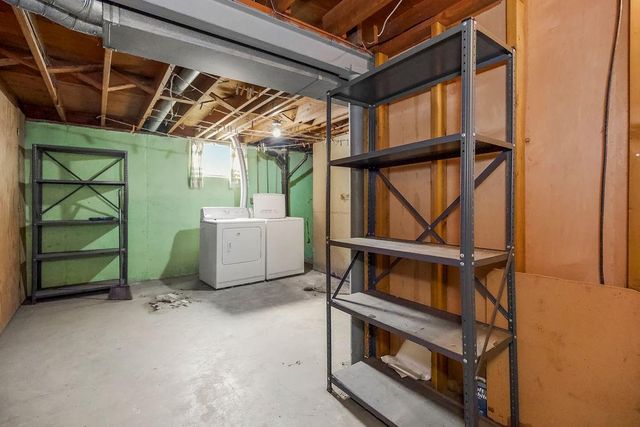 5806 W 75th Street, Prairie Village, KS 66208