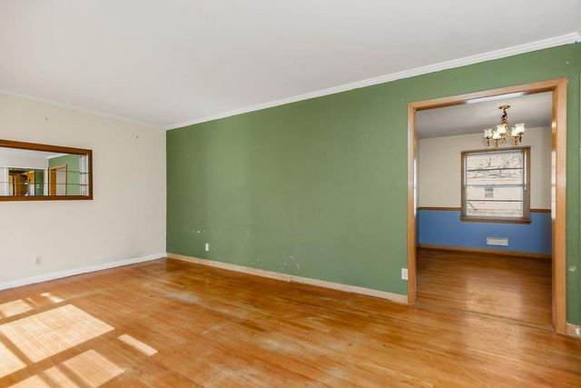 5806 W 75th Street, Prairie Village, KS 66208