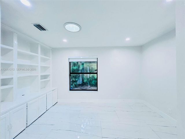 2560 Calamondin Circle, Coconut Creek, FL 33063