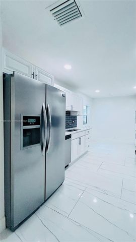 2560 Calamondin Circle, Coconut Creek, FL 33063