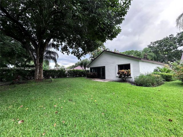 2560 Calamondin Circle, Coconut Creek, FL 33063