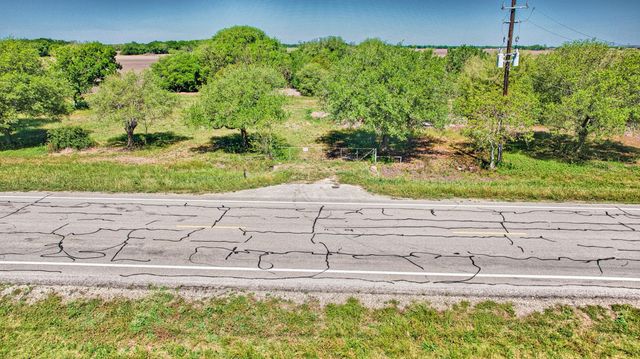 000 Fm 1462 Road, Damon, TX 77430