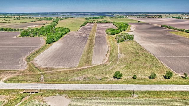 000 Fm 1462 Road, Damon, TX 77430