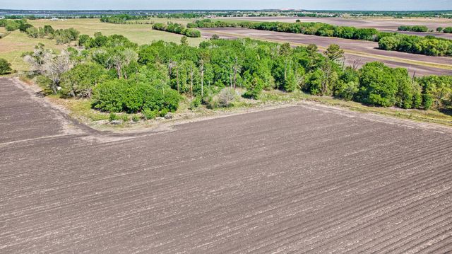 000 Fm 1462 Road, Damon, TX 77430