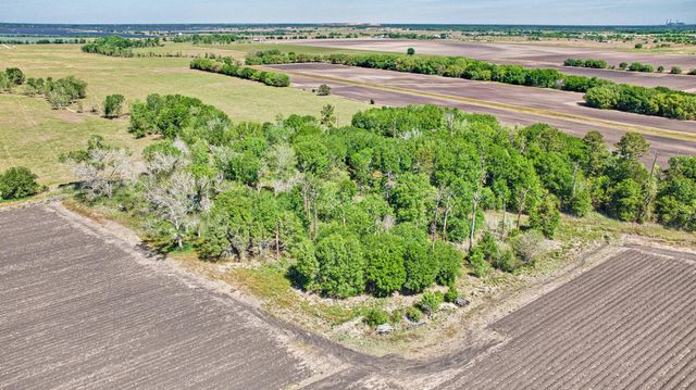 000 Fm 1462 Road, Damon, TX 77430
