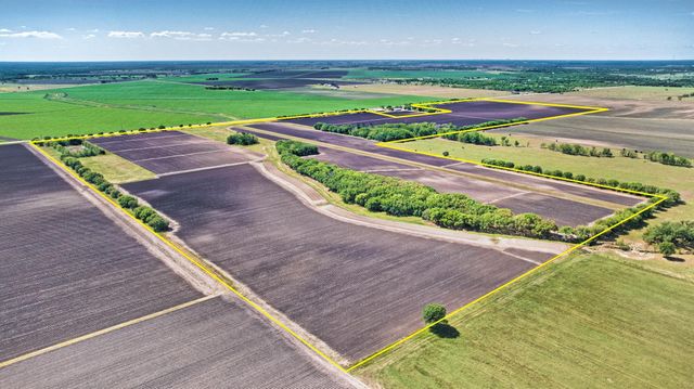 000 Fm 1462 Road, Damon, TX 77430