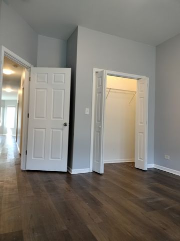5725 S Green Street 1, Chicago, IL 60621