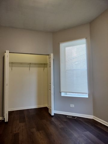 5725 S Green Street 1, Chicago, IL 60621