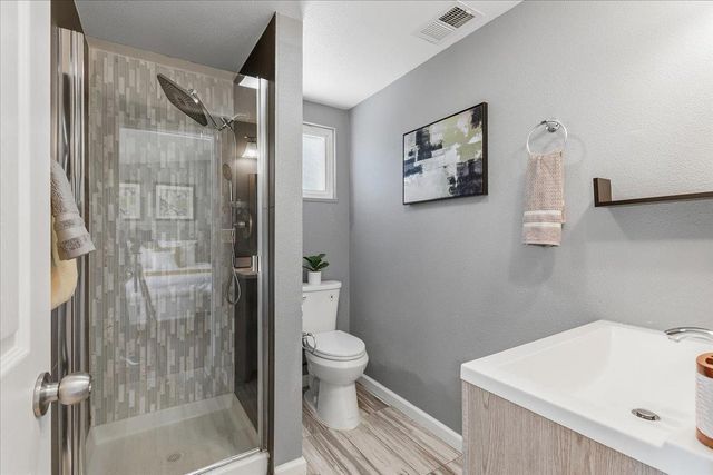 27603 Barcelona Avenue, Hayward, CA 94545