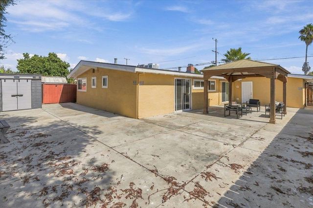 27603 Barcelona Avenue, Hayward, CA 94545