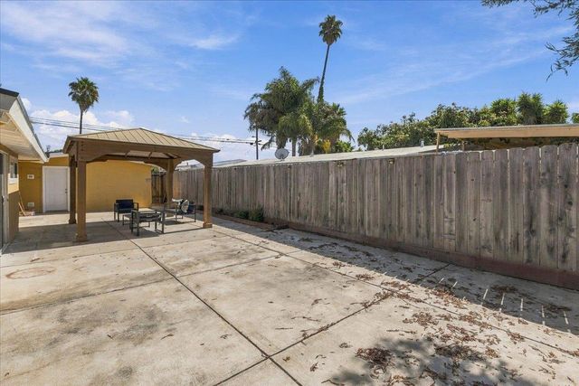 27603 Barcelona Avenue, Hayward, CA 94545
