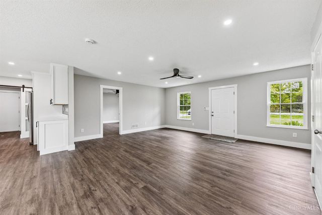 6867 Cozaddale Road, Goshen Twp, OH 45122