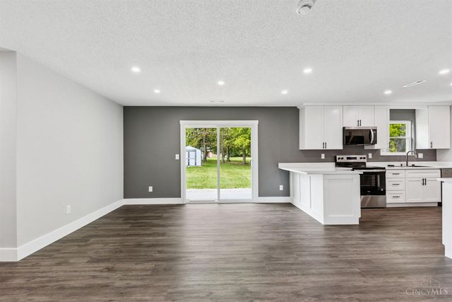 6867 Cozaddale Road, Goshen Twp, OH 45122