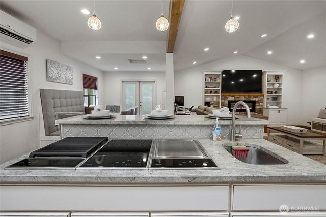 13624 239th SE, Snohomish, WA 98296