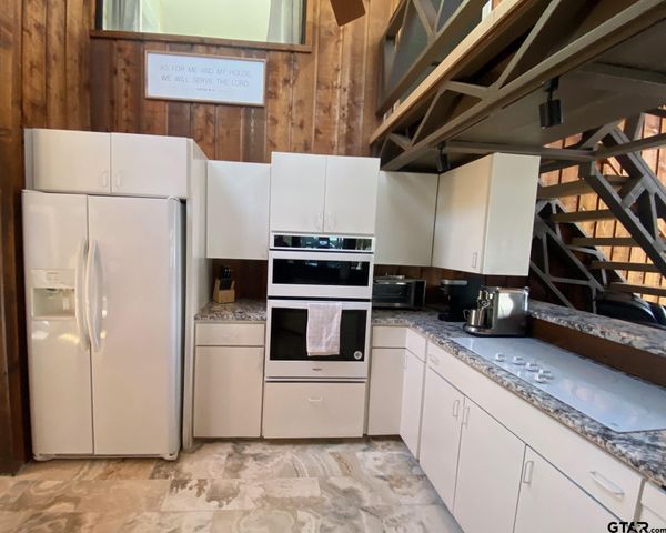 2408 Byrd Branch, Jacksonville, TX 75766