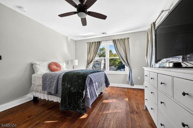 11 Tulip Ct, Kenilworth Boro, NJ 07033