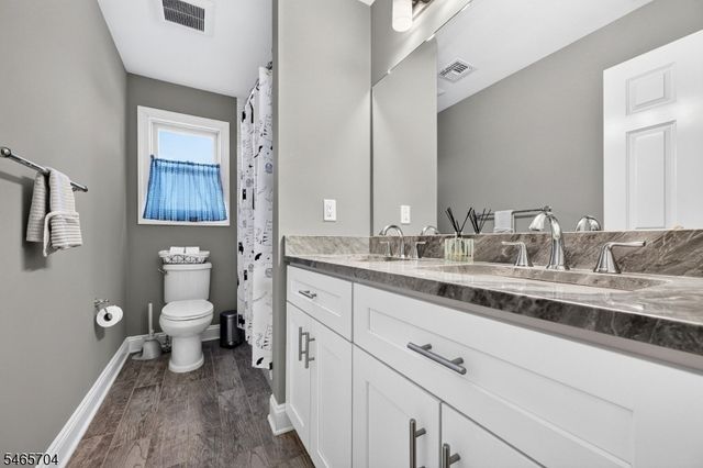 11 Tulip Ct, Kenilworth Boro, NJ 07033