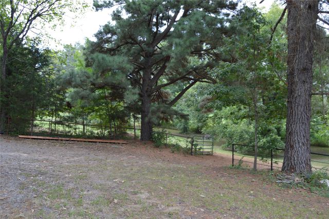 4781 FM 1993, Cookville, TX 75558