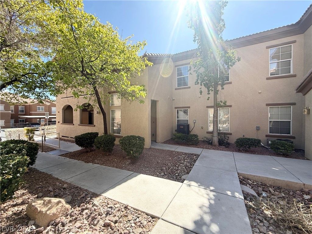 3915 Legend Hills Street 203, Las Vegas, NV 89129