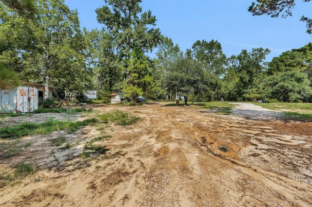 17008 E Fm 1097 Road, Willis, TX 77378