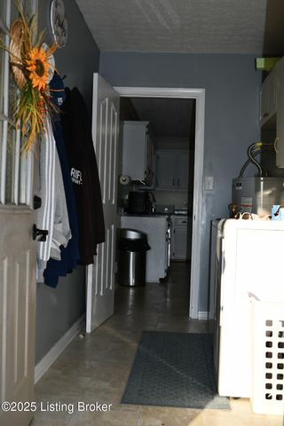 1018 Woodside Dr, Bardstown, KY 40004