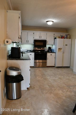 1018 Woodside Dr, Bardstown, KY 40004