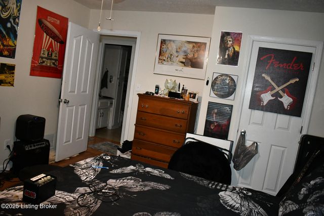 1018 Woodside Dr, Bardstown, KY 40004