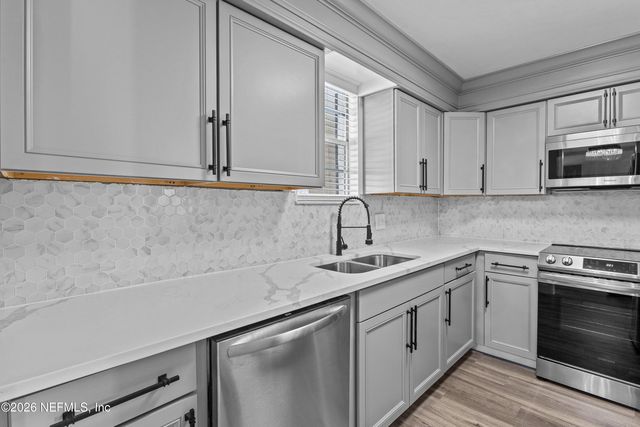 1714 EL PRADO Road 1, Jacksonville, FL 32216