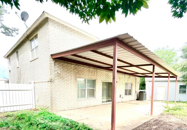 5526 Burton Farm, San Antonio, TX 78244