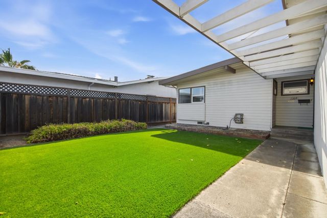 1364 Claudia Avenue, San Mateo, CA 94403