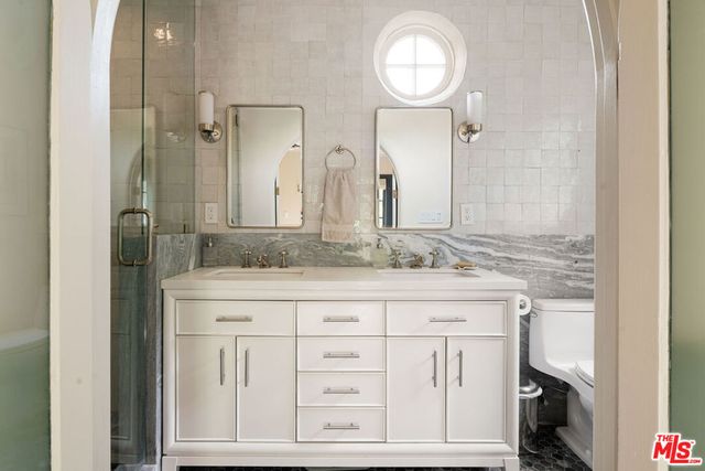 3734 Fredonia Drive, Los Angeles, CA 90068