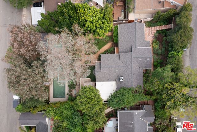 3734 Fredonia Drive, Los Angeles, CA 90068