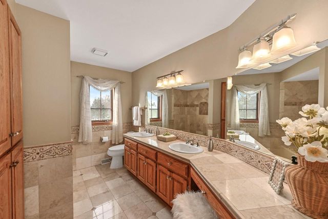 133 E Beechwood DRIVE, Mequon, WI 53092