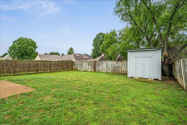 1487 BERINGER DR, Cordova, TN 38018