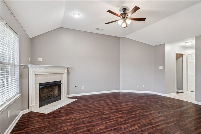 1487 BERINGER DR, Cordova, TN 38018