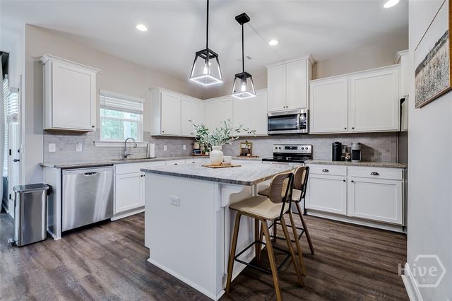 84 Oakmont Drive, Guyton, GA 31312