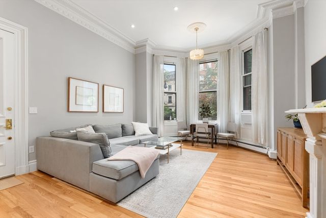 277 Beacon St 1A, Boston, MA 02116