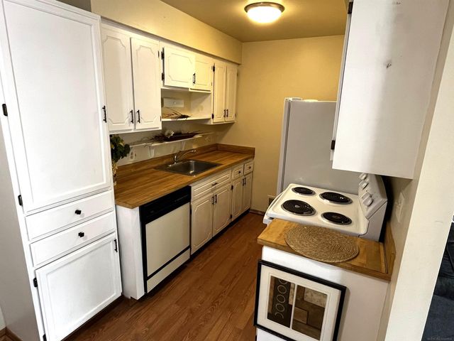 26014 N Lake Drive, Harrison Twp, MI 48045