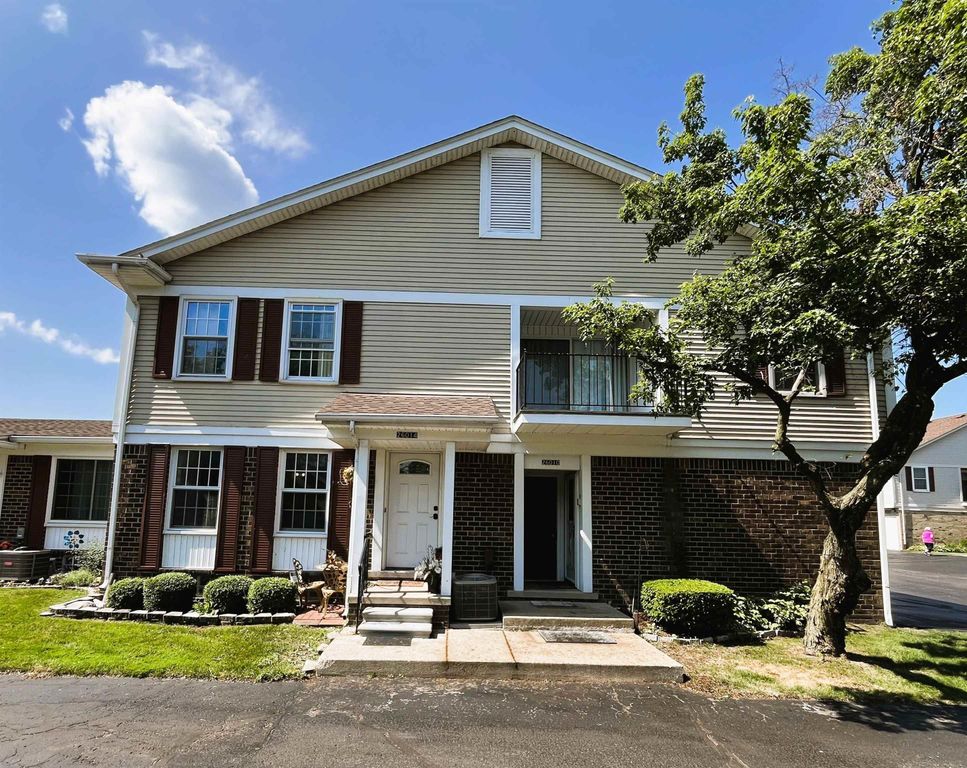 26014 N Lake Drive, Harrison Twp, MI 48045