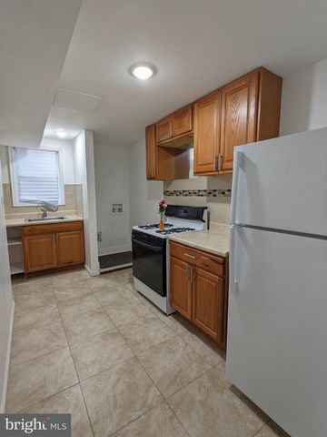 30 BEDFORD DR, Wilmington, DE 19809