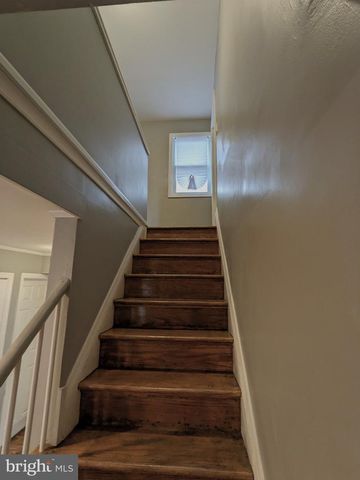 30 BEDFORD DR, Wilmington, DE 19809