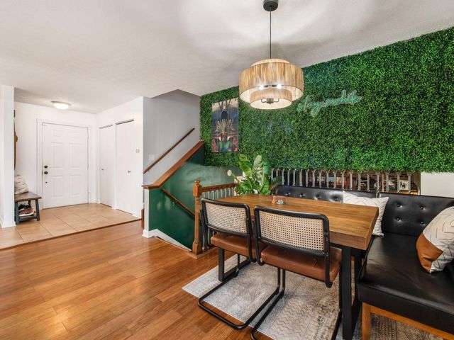 8346 Seabright Drive, Powell, OH 43065