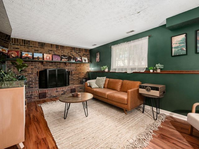 8346 Seabright Drive, Powell, OH 43065