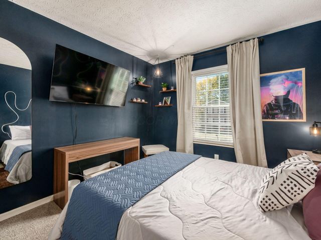 8346 Seabright Drive, Powell, OH 43065